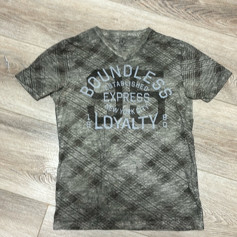 EXPRESS vneck shirt